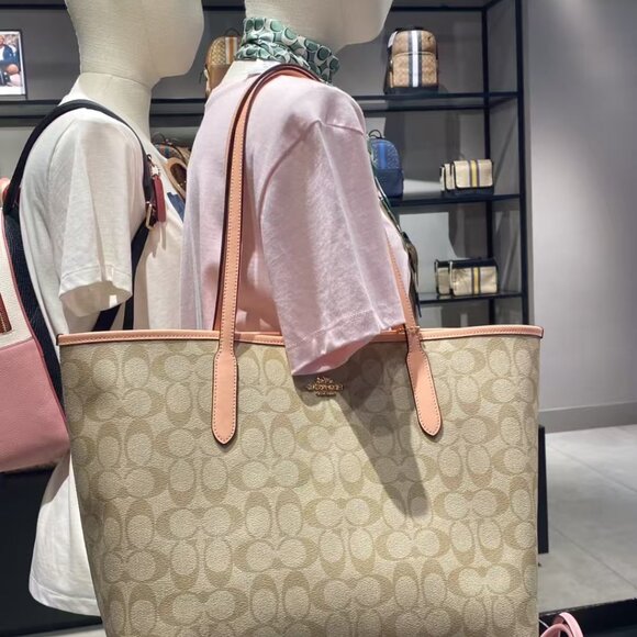 Coach Brown and Pink Signature Handbag - Picture 5 of 5